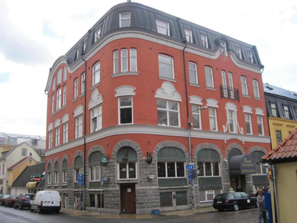 Hotel Kong Christian